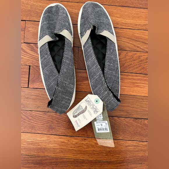 NWT Reef Bella Costas Slip on Shoes - Picture 3 of 4
